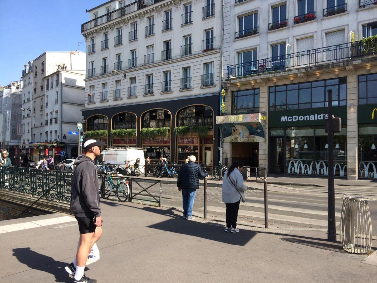 Métro Pigalle,Garçonnière 25 m2, 3 per, cabarets théâtres,restaurants,tout confort París Exterior foto