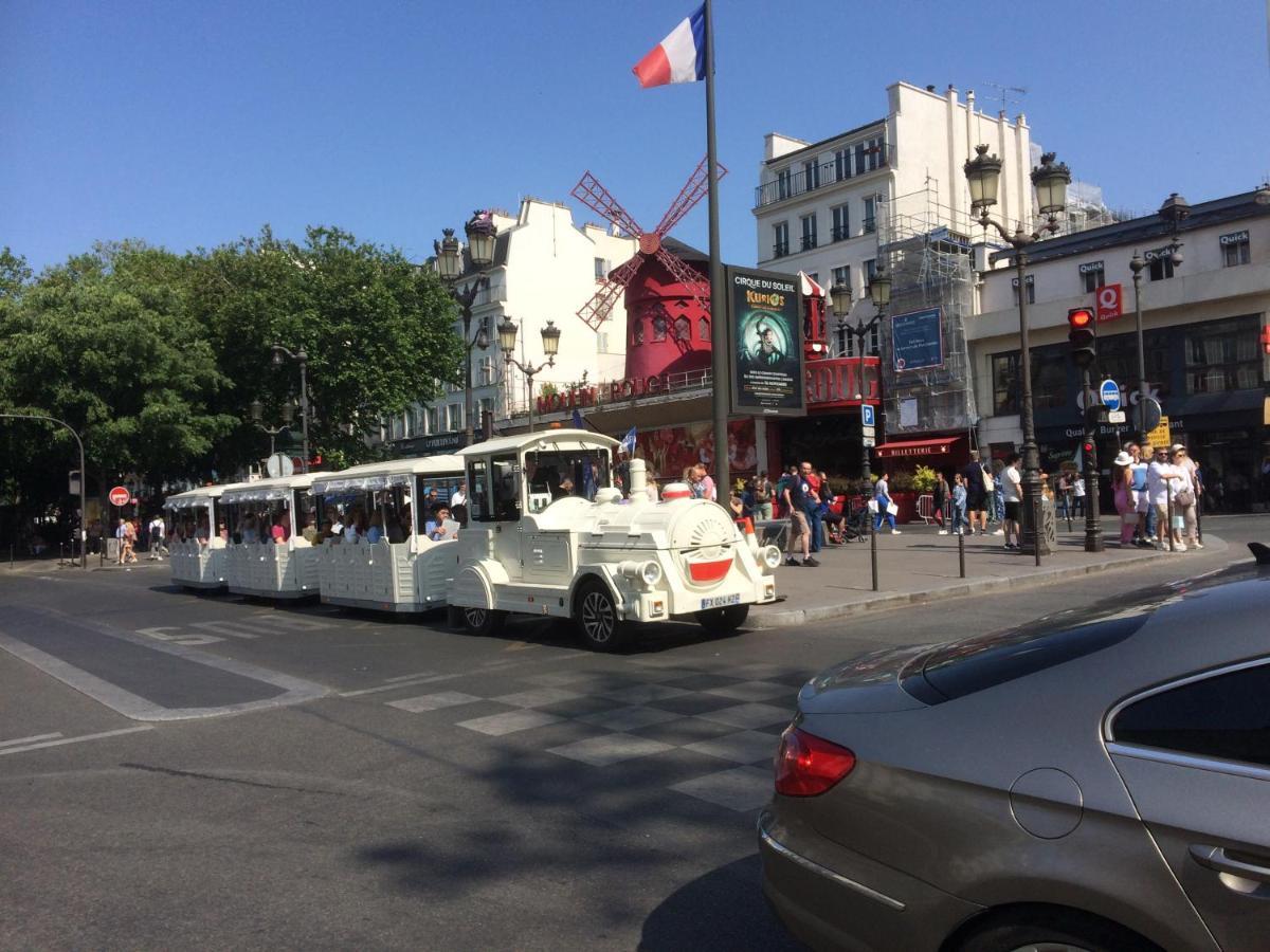 Apartamento Métro Pigalle,Garçonnière 25 m2, 3 per, cabarets théâtres,restaurants,tout confort París Exterior foto