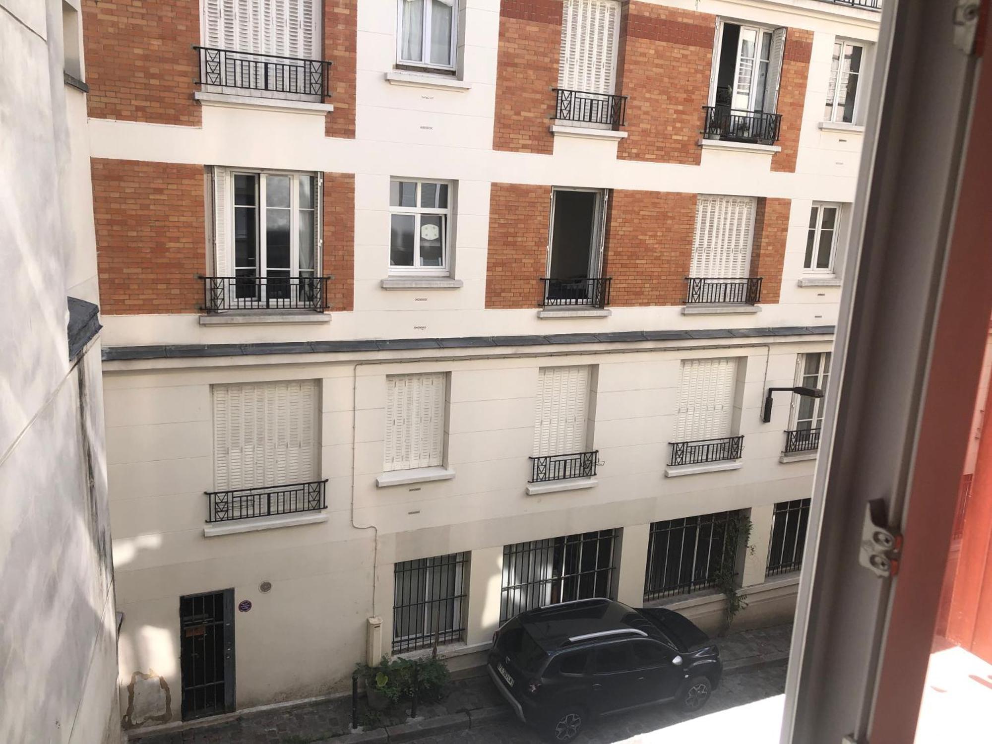 Apartamento Métro Pigalle,Garçonnière 25 m2, 3 per, cabarets théâtres,restaurants,tout confort París Exterior foto